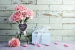 flowers-gift-hearts-love-wallpaper-preview.jpg